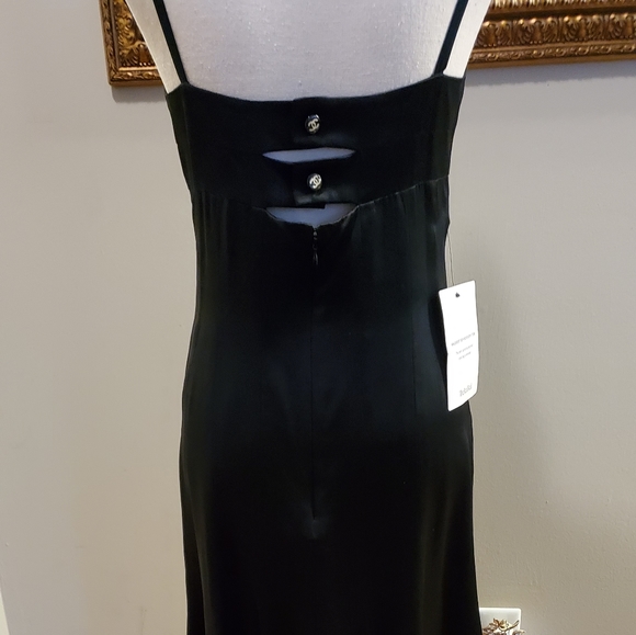 CHANEL AUTHENTIC EUC BLK SILK CAGE BACK- 06 Runway - Picture 2 of 8